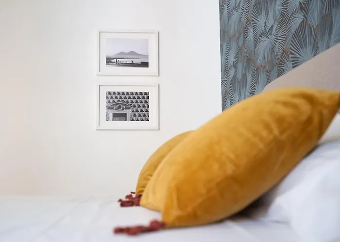 Feel Nuovo, Comodo, E A 2 Min Dalla Metro! Nápoly