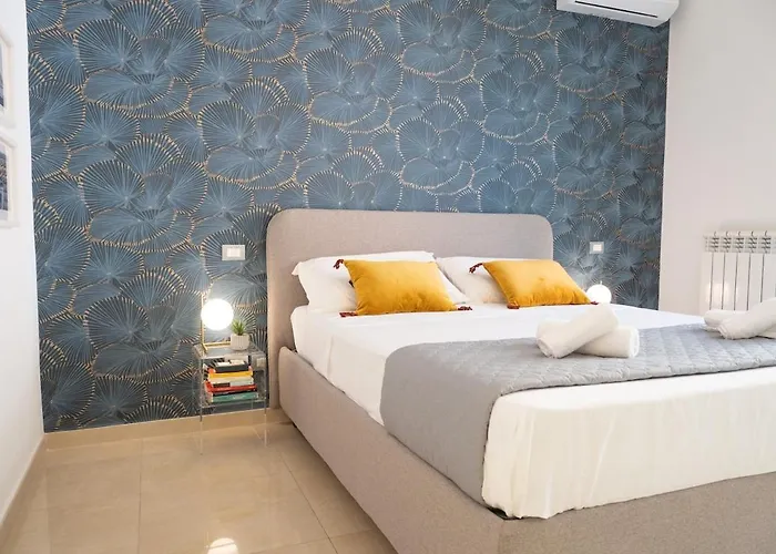 Feel Nuovo, Comodo, E A 2 Min Dalla Metro! Nápoly