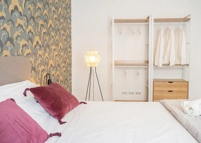 Nyaraló Feel Nuovo, Comodo, E A 2 Min Dalla Metro! Nápoly