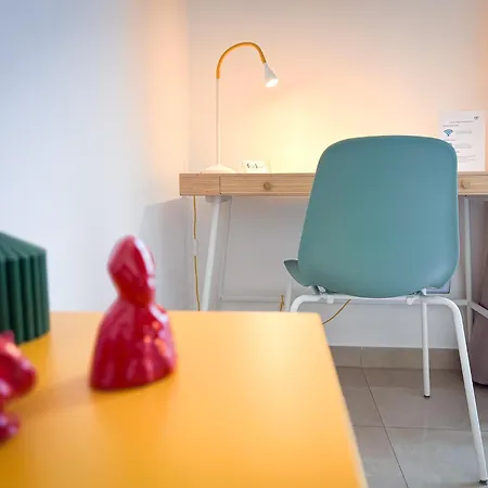 Feel Nuovo, Comodo, E A 2 Min Dalla Metro! Holiday home *